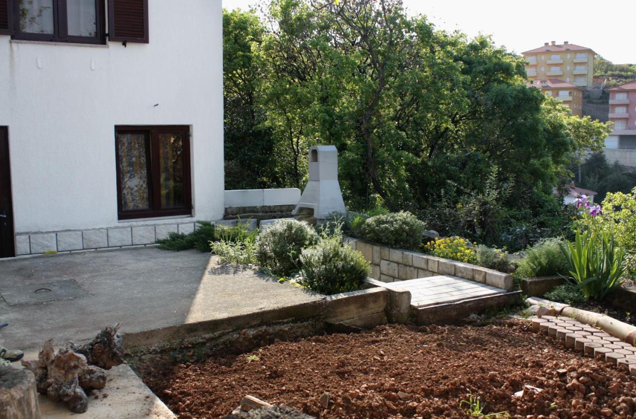 Double Room Vrbnik 5301B ภายนอก รูปภาพ